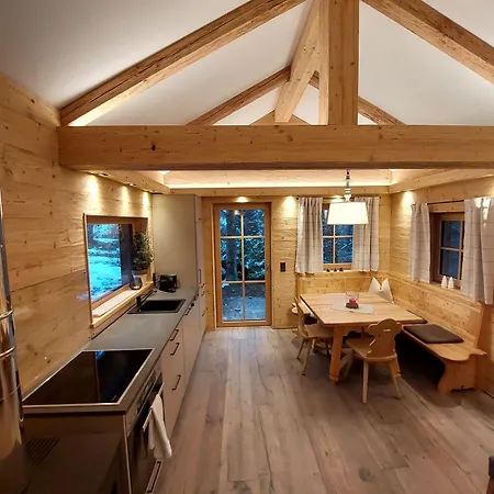 Huette Neuhaus Holiday home Annaberg im Lammertal