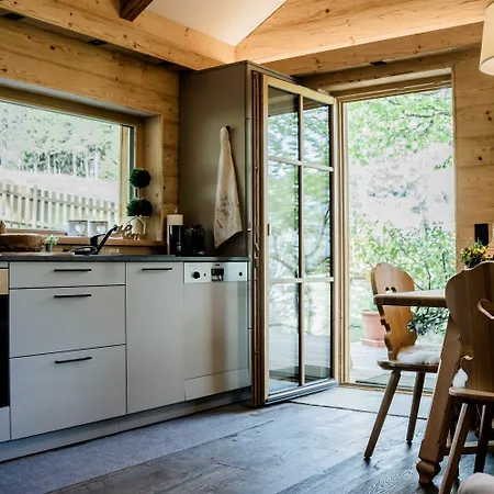 Huette Neuhaus Ferienhaus